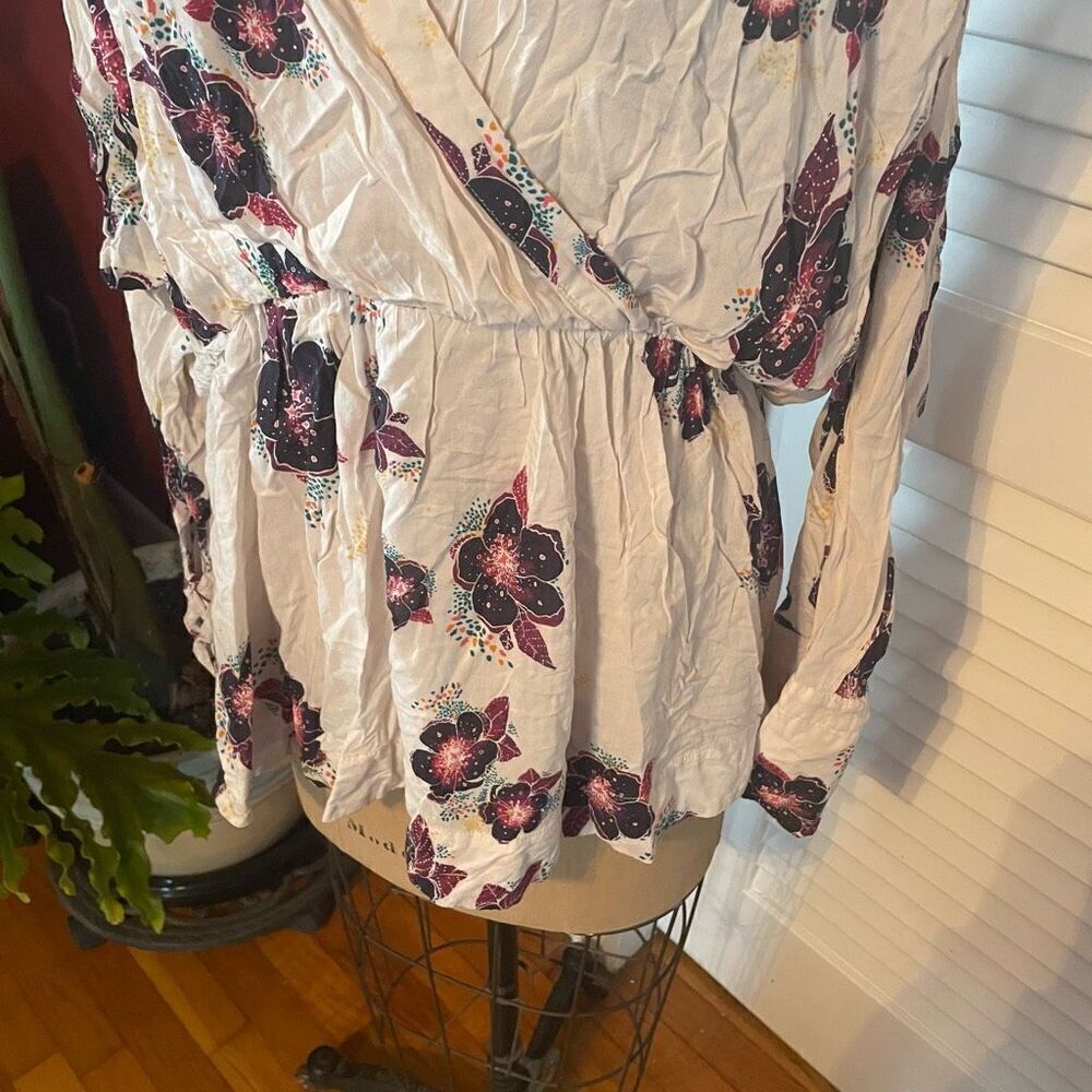FREE PEOPLE | tuscan dreams floral bell sleeve tunic S/M - Picture 5 of 12